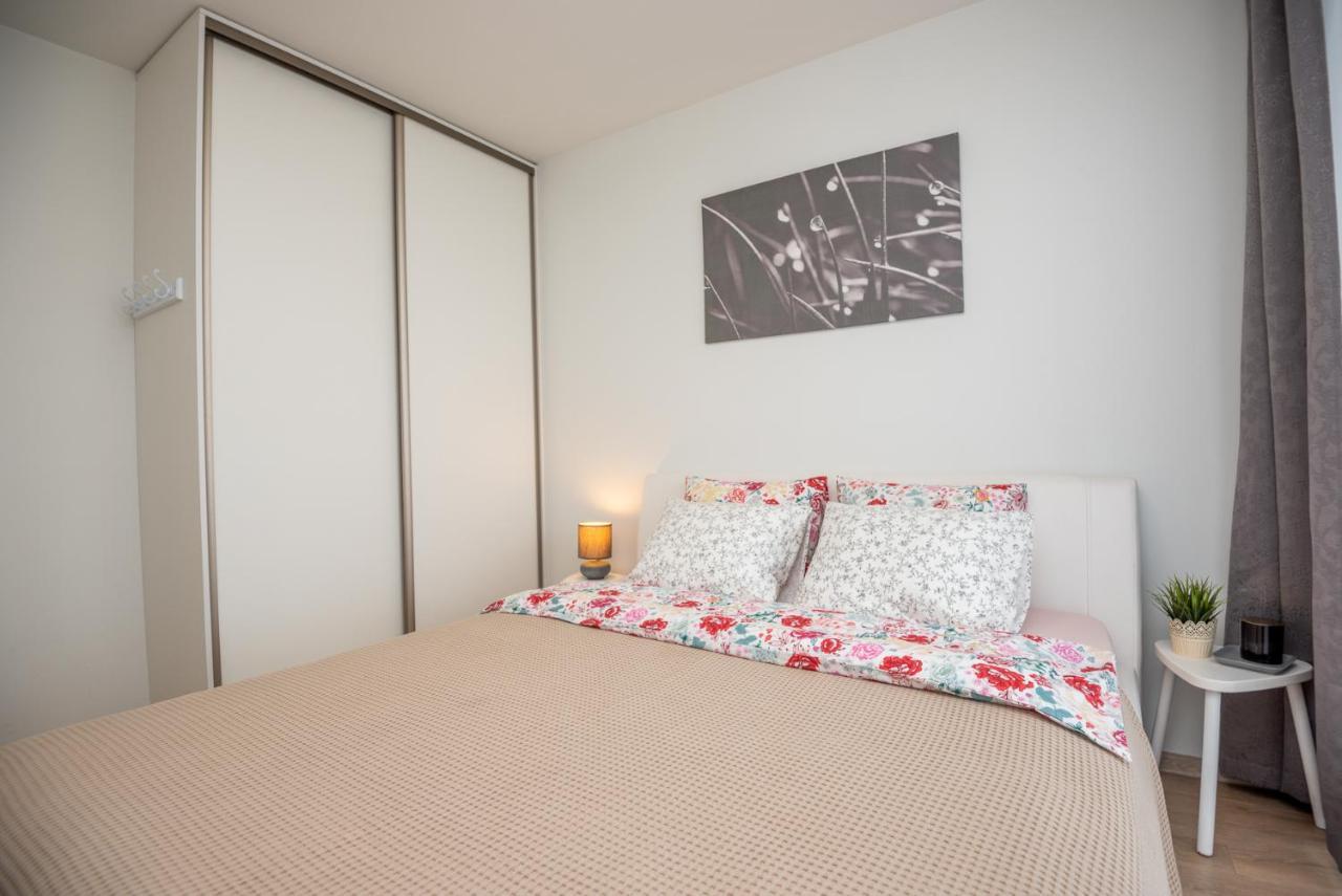 Apartament Maluno 帕兰加 外观 照片